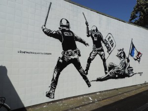 matraque VS liberté